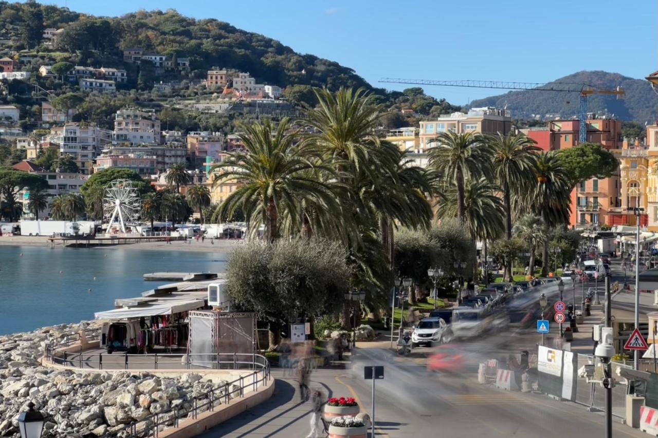 Alla Casa Rosa Al Mare- Centrale A Di Fronte Al Mare- Emozionante- Garage Privato Gratuito A 800 Mt- Aria Condizionata-Wifi Rapallo Exterior foto