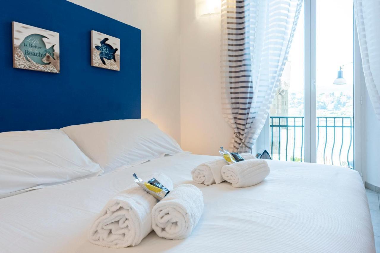 Alla Casa Rosa Al Mare- Centrale A Di Fronte Al Mare- Emozionante- Garage Privato Gratuito A 800 Mt- Aria Condizionata-Wifi Rapallo Exterior foto