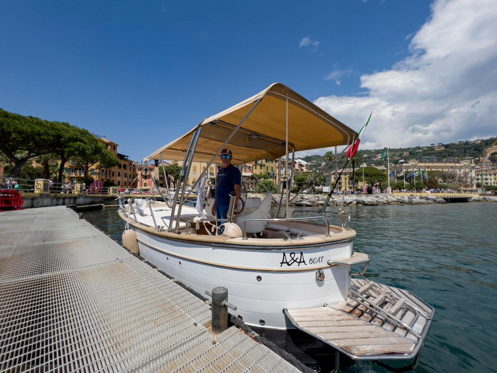 Alla Casa Rosa Al Mare- Centrale A Di Fronte Al Mare- Emozionante- Garage Privato Gratuito A 800 Mt- Aria Condizionata-Wifi Rapallo Exterior foto