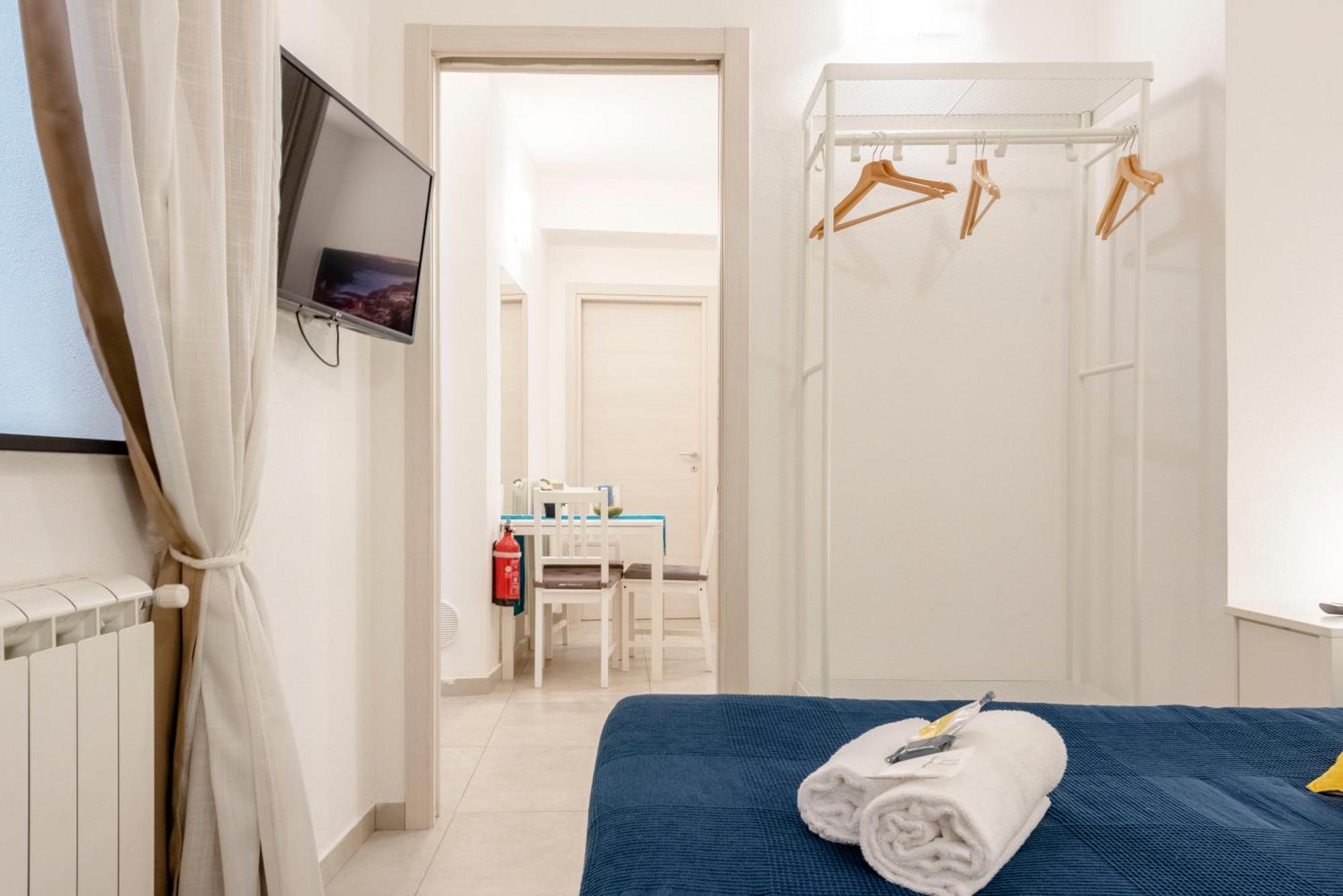Alla Casa Rosa Al Mare- Centrale A Di Fronte Al Mare- Emozionante- Garage Privato Gratuito A 800 Mt- Aria Condizionata-Wifi Rapallo Exterior foto