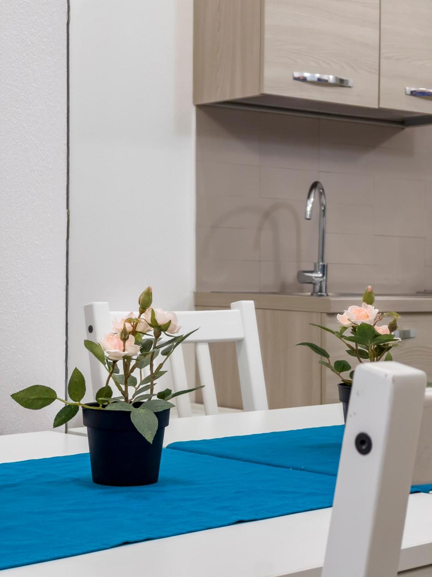 Alla Casa Rosa Al Mare- Centrale A Di Fronte Al Mare- Emozionante- Garage Privato Gratuito A 800 Mt- Aria Condizionata-Wifi Rapallo Exterior foto